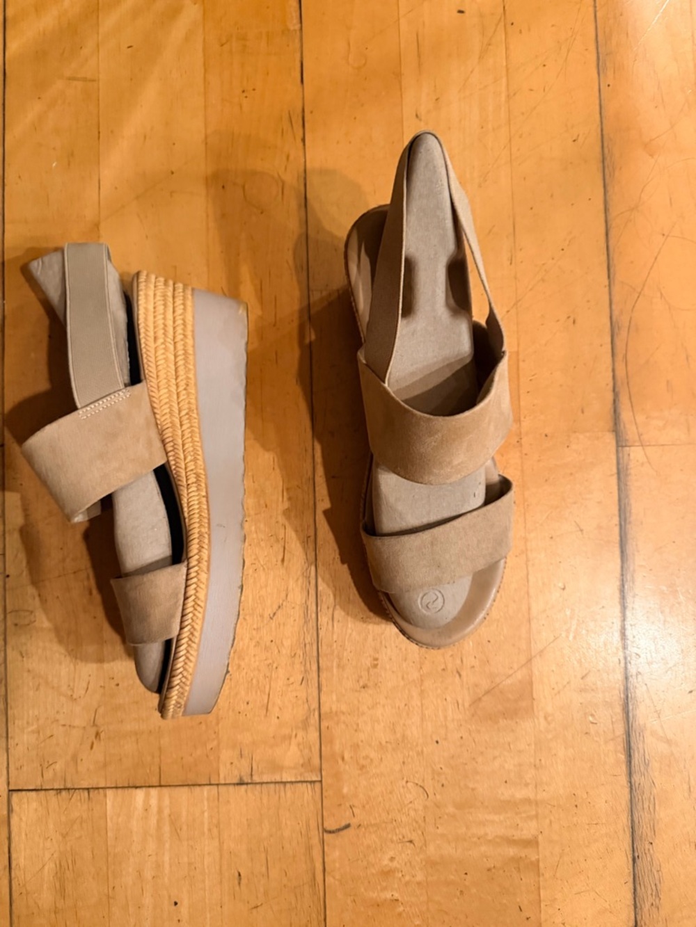 Women's Neutral Tan Suede Platform Sandals Italian size 9